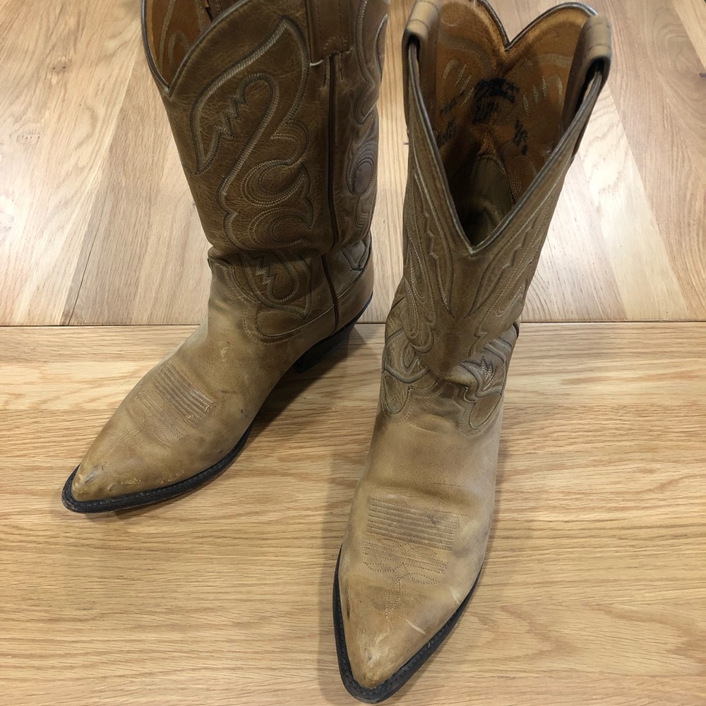 Tony Lama boots